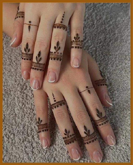 Circular Ring Trail Khafif Back Hand Design Khafif (Minimal) Back Hand Mehndi Design